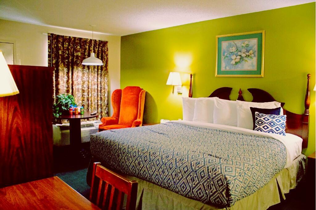 Americas Best Value Inn - Rome Lindale Buitenkant foto